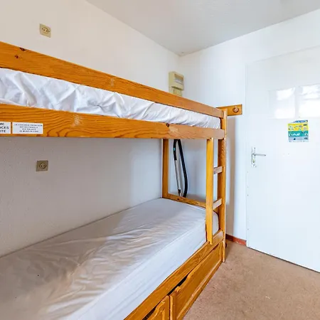Cosy 4 Pers Avec Balcon Sud, Au Pied Des Pistes Et Commerces A Francois Longchamp - Fr-1-807-31 Apartment *